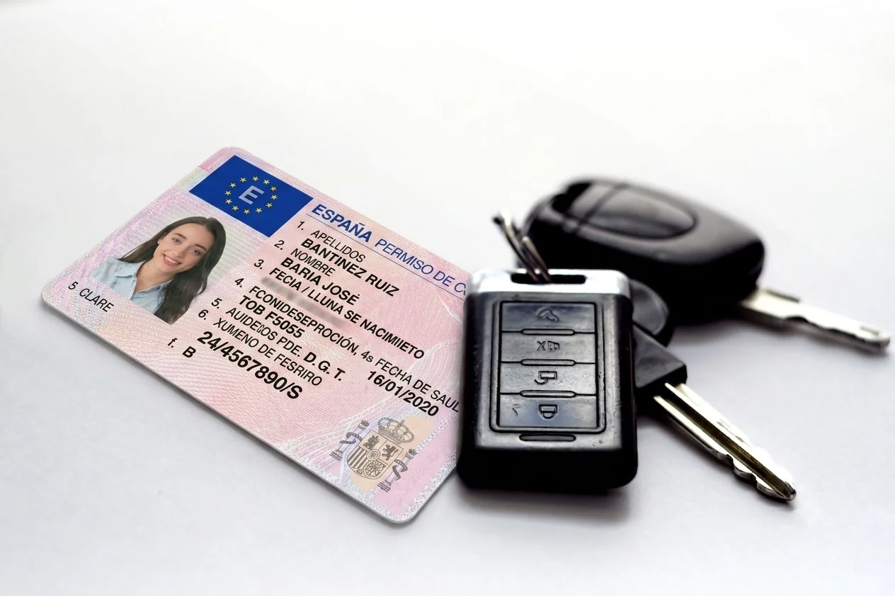 requisitos-alquiler-coche-carnet-conducir